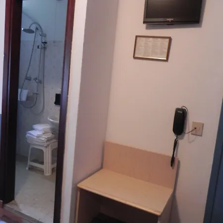 Antonella Hotel 3*